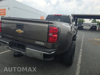 2015 Chevrolet Silverado 3500HD High Country Crew Cab Long Bed 3LZ w/Built-In Wi-Fi DRW - miniatura 4