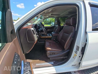 2015 Chevrolet Silverado 3500HD High Country Crew Cab Long Bed 3LZ w/Built-In Wi-Fi DRW - miniatura 3