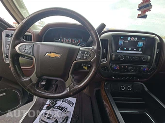 2015 Chevrolet Silverado 3500HD High Country Crew Cab Long Bed 3LZ w/Built-In Wi-Fi DRW - miniatura 10