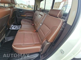 2015 Chevrolet Silverado 3500HD High Country Crew Cab Long Bed 3LZ w/Built-In Wi-Fi DRW - miniatura 13