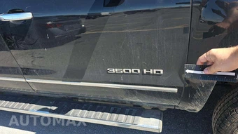 2015 Chevrolet Silverado 3500HD LTZ Crew Cab Long Bed 1LZ DRW - miniatura 39