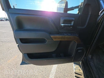 2015 Chevrolet Silverado 3500HD LTZ Crew Cab Long Bed 1LZ DRW - miniatura 9