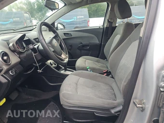 2015 Chevrolet Sonic LS Sedan 1SB - miniatura 7