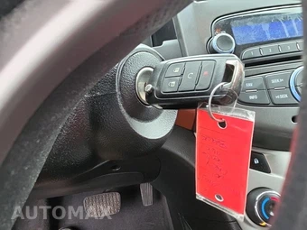 2015 Chevrolet Sonic LT Hatchback 1SD – miniatura 21