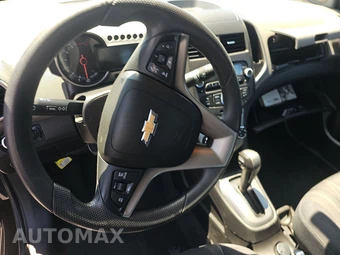 2015 Chevrolet Sonic LT Sedan 1SD – miniatura 10