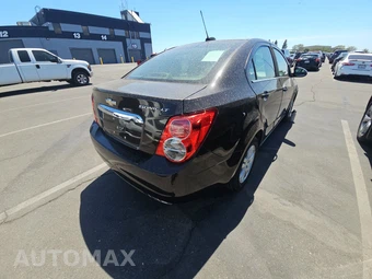 2015 Chevrolet Sonic LT Sedan 1SD – miniatura 4
