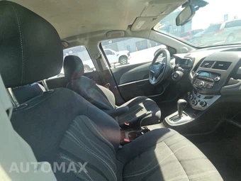 2015 Chevrolet Sonic LT Sedan 1SD – miniatura 8