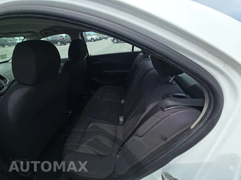 2015 Chevrolet Sonic LT Sedan 1SD - miniatura 13