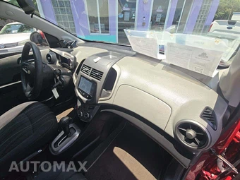 2015 Chevrolet Sonic LT Sedan 1SD – miniatura 16