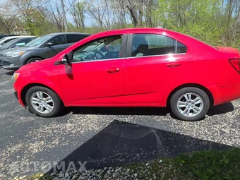 2015 Chevrolet Sonic LT Sedan 1SD - miniatura 3