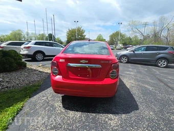 2015 Chevrolet Sonic LT Sedan 1SD - miniatura 4
