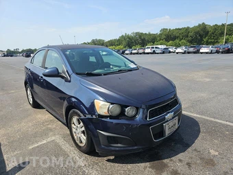 2015 Chevrolet Sonic LT Sedan 1SD - miniatura 3