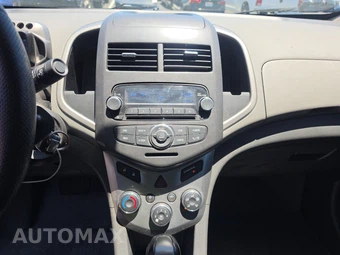 2015 Chevrolet Sonic LT Sedan 1SD - miniatura 11