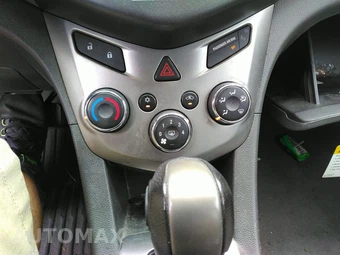 2015 Chevrolet Sonic LT Sedan 1SD - miniatura 17