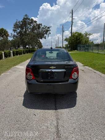2015 Chevrolet Sonic LT Sedan 1SD - miniatura 6