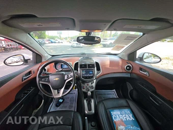 2015 Chevrolet Sonic LTZ Hatchback 1SF – miniatura 7