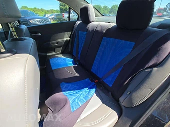2015 Chevrolet Sonic LTZ Sedan 1SF – miniatura 13