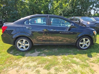 2015 Chevrolet Sonic LTZ Sedan 1SF – miniatura 4