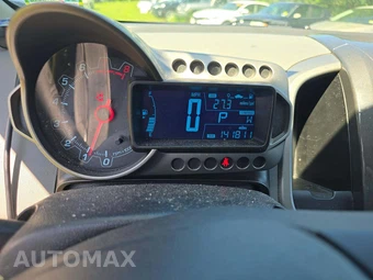 2015 Chevrolet Sonic LTZ Sedan 1SF – miniatura 9