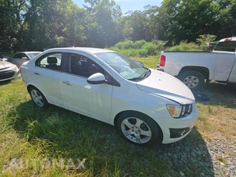 2015 Chevrolet Sonic LTZ Sedan 1SF - miniatura 4