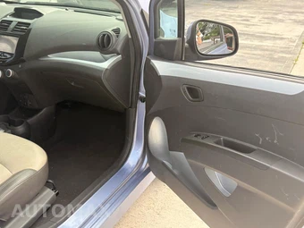 2015 Chevrolet Spark 2LT 1SF - miniatura 31