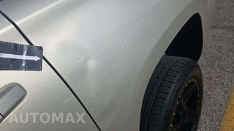 2015 Chevrolet Suburban LS 1LS – miniatura 2