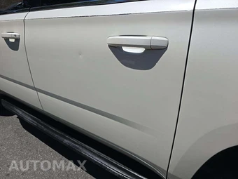 2015 Chevrolet Suburban LT 1LT - miniatura 24