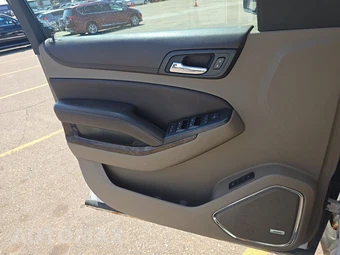 2015 Chevrolet Suburban LT 1LT – miniatura 9