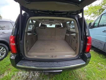 2015 Chevrolet Suburban LTZ 1LZ - miniatura 15