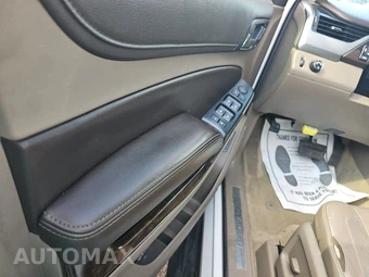 2015 Chevrolet Tahoe LT 1LT - miniatura 9