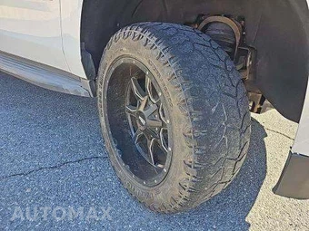 2015 Chevrolet Tahoe LT 1LT – miniatura 29