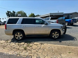 2015 Chevrolet Tahoe LT 1LT - miniatura 4
