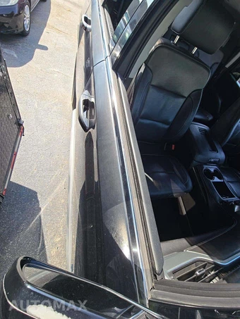 2015 Chevrolet Tahoe LT 1LT – miniatura 30