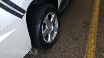 2015 Chevrolet Tahoe LT 1LT – miniatura 47
