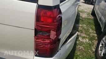 2015 Chevrolet Tahoe LTZ 1LZ - miniatura 24