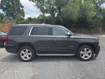 2015 Chevrolet Tahoe LTZ 1LZ - miniatura 4