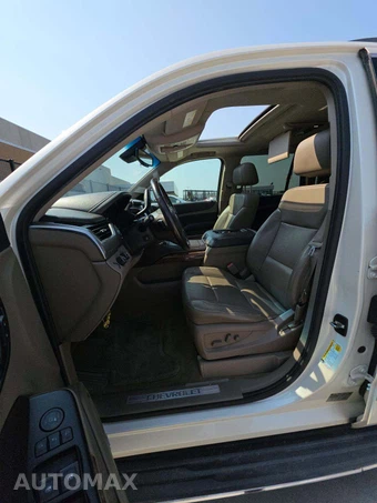 2015 Chevrolet Tahoe LTZ 1LZ - miniatura 3