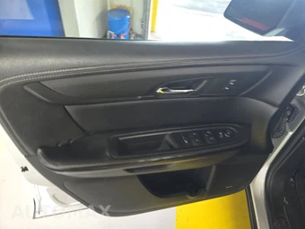 2015 Chevrolet Traverse LT 2LT – miniatura 9