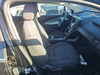 2015 Chevrolet Volt – miniatura 8