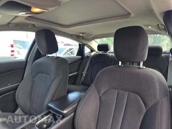 2015 Chrysler 200 Limited – miniatura 11