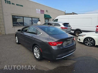 2015 Chrysler 200 Limited – miniatura 2