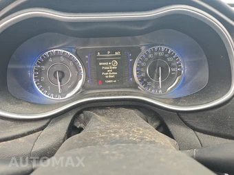 2015 Chrysler 200 Limited – miniatura 12