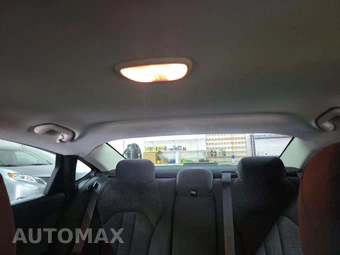 2015 Chrysler 200 Limited – miniatura 11