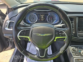 2015 Chrysler 200 Limited – miniatura 10