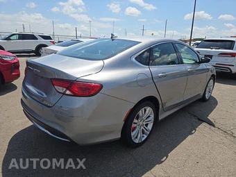 2015 Chrysler 200 Limited – miniatura 4
