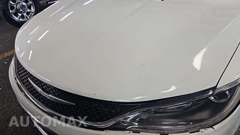 2015 Chrysler 200 Limited – miniatura 29