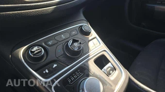 2015 Chrysler 200 Limited – miniatura 36