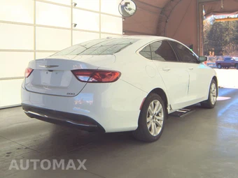 2015 Chrysler 200 Limited – miniatura 4
