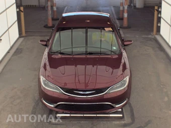 2015 Chrysler 200 Limited – miniatura 2