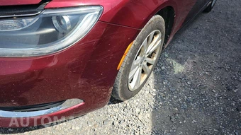 2015 Chrysler 200 Limited – miniatura 30